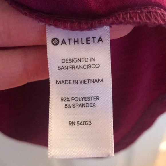 EUC Athleta tanks - fuchsia and black size m - Picture 7 of 8